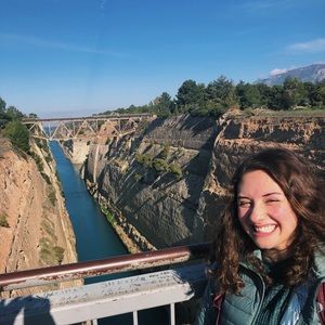 Meet your Posher, Nina